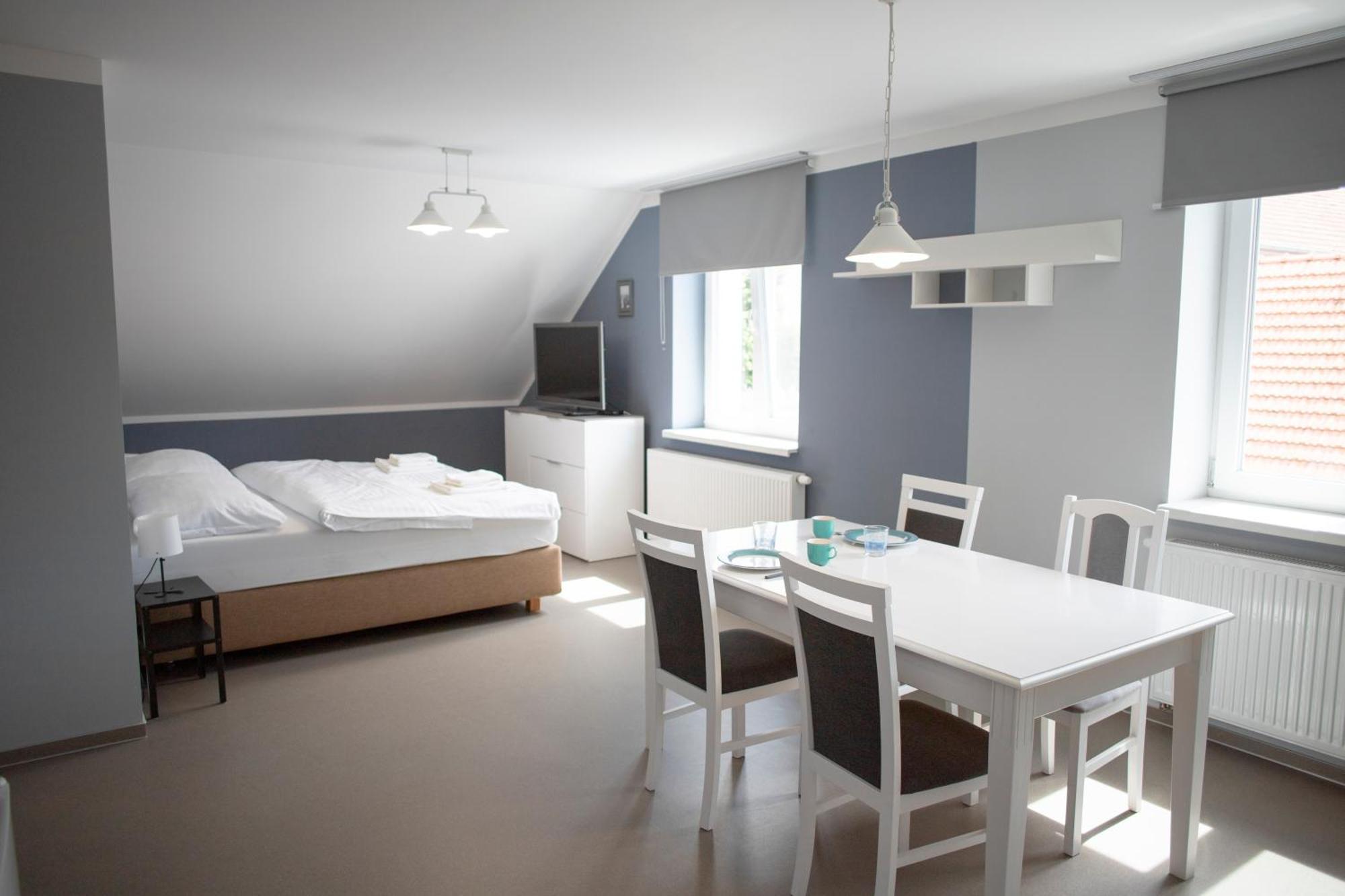 Amenity Apartmany Перна Екстер'єр фото