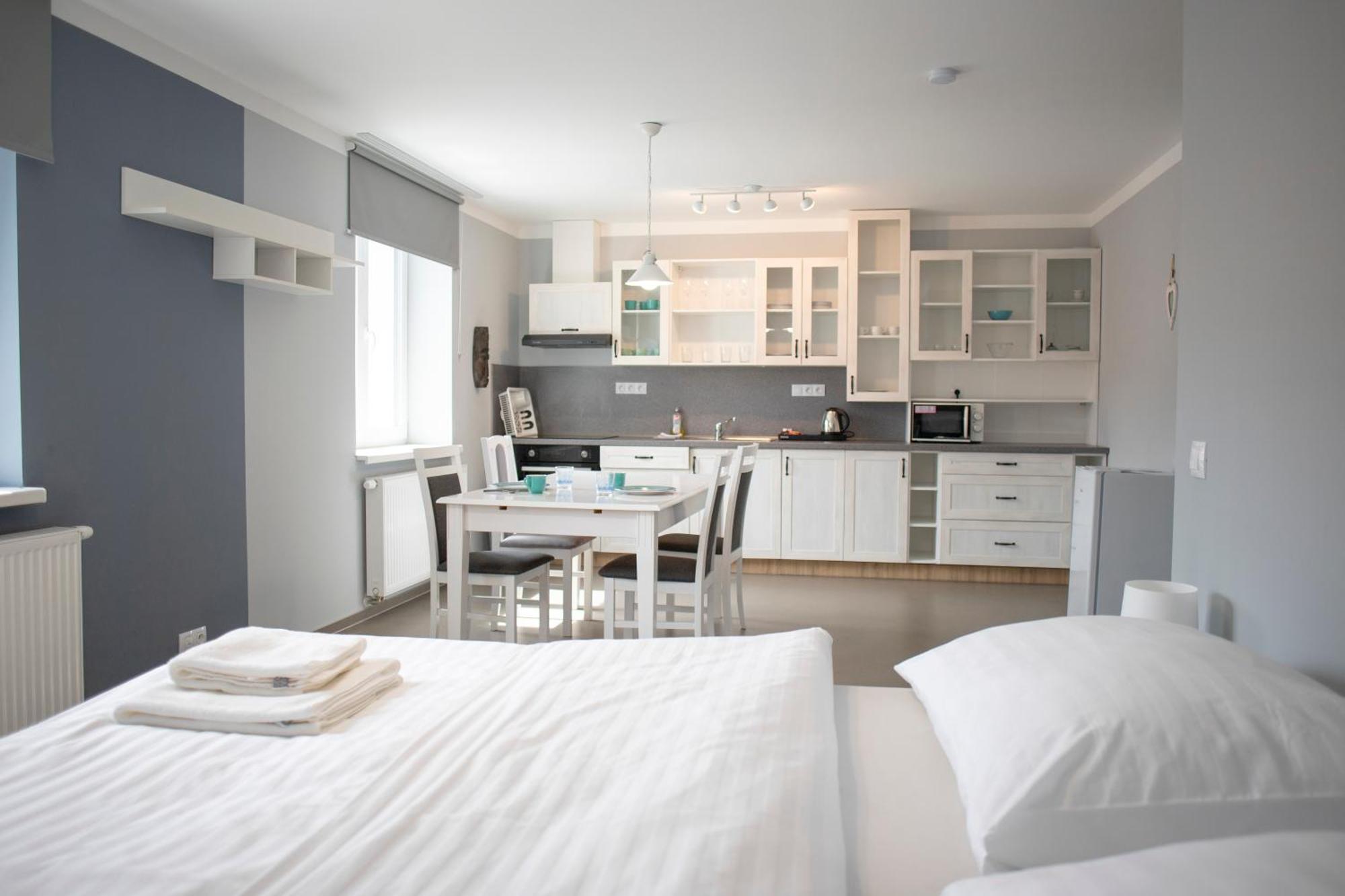Amenity Apartmany Перна Екстер'єр фото