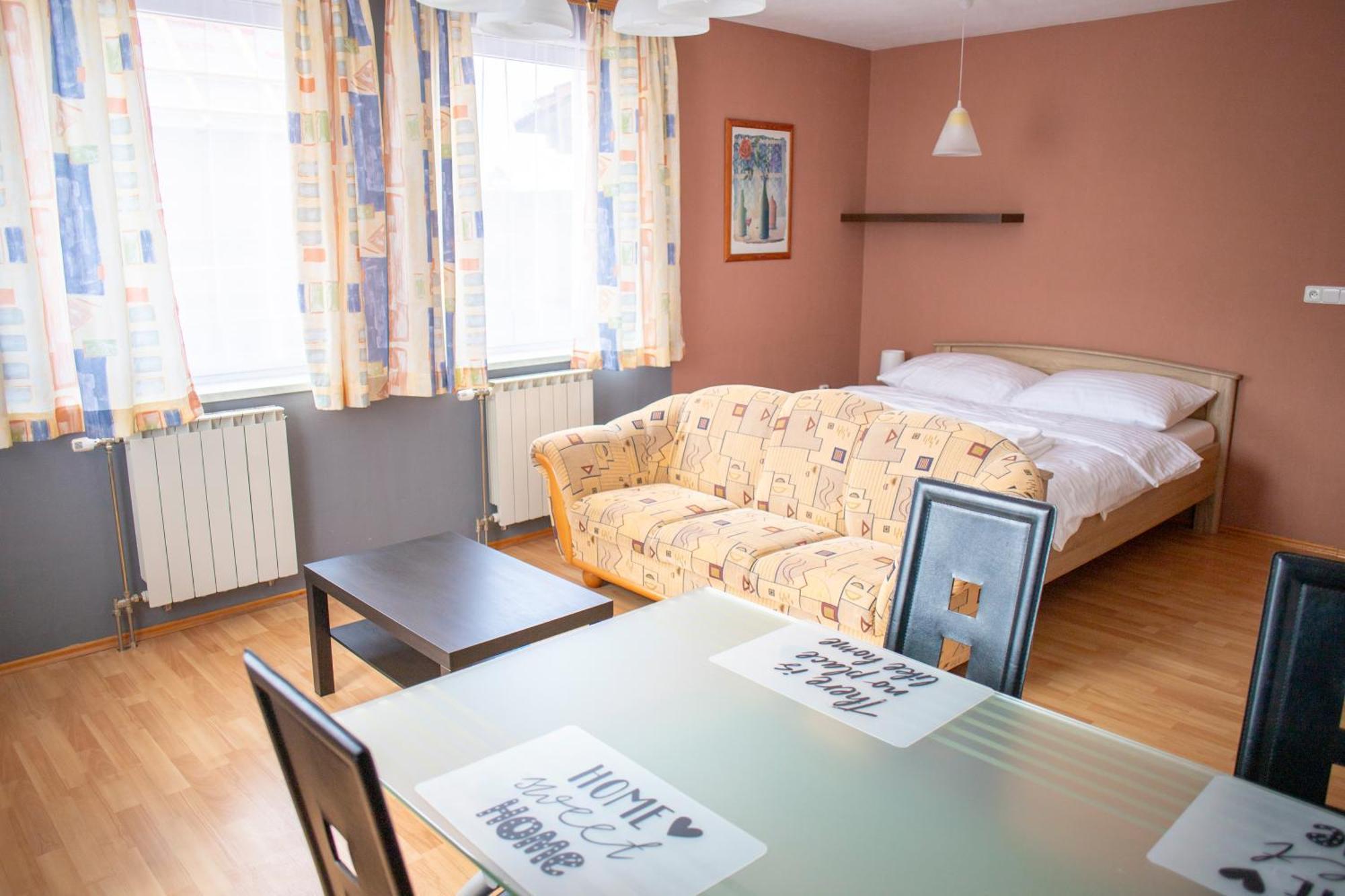Amenity Apartmany Перна Екстер'єр фото